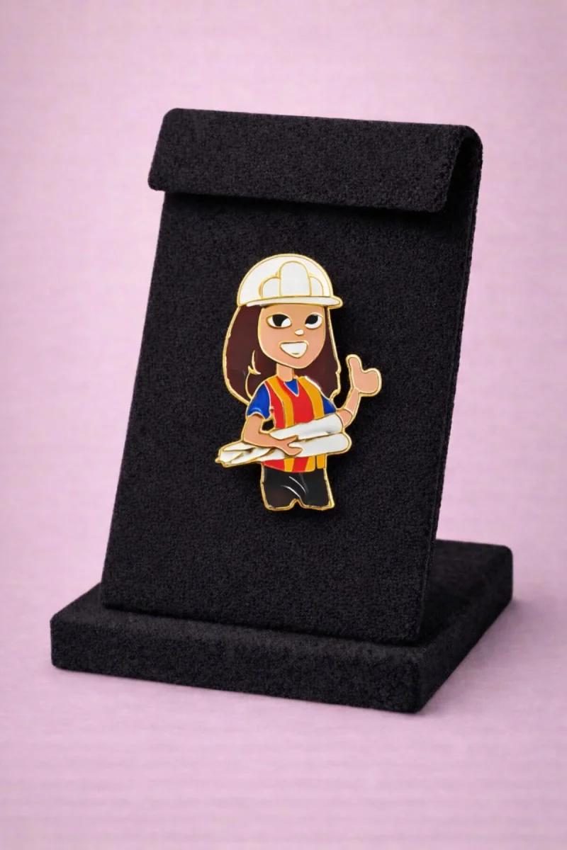 İnşaat Temalı Kadın Figürlü Broş